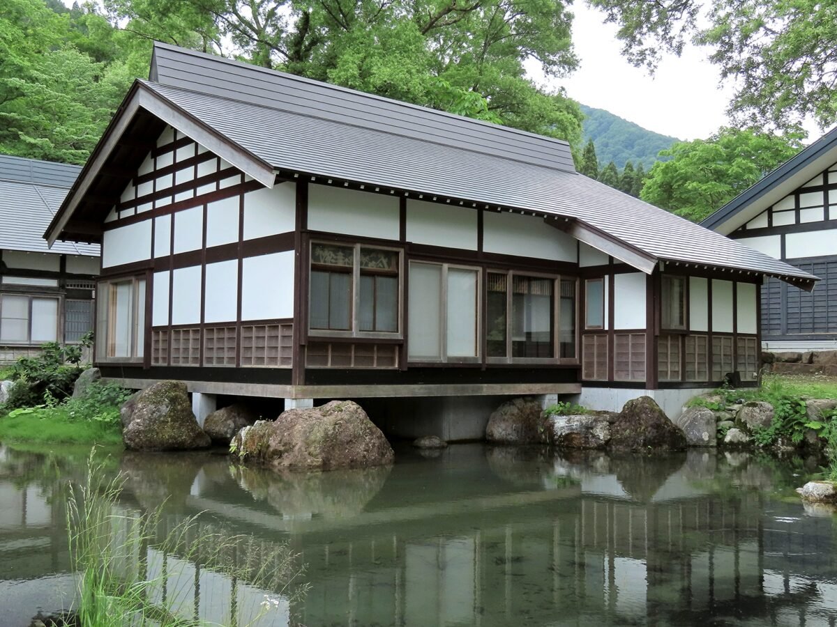 Rumah ala jepang di indonesia